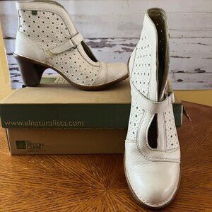 El Naturalista Pearly White Leather Boots with Perforations